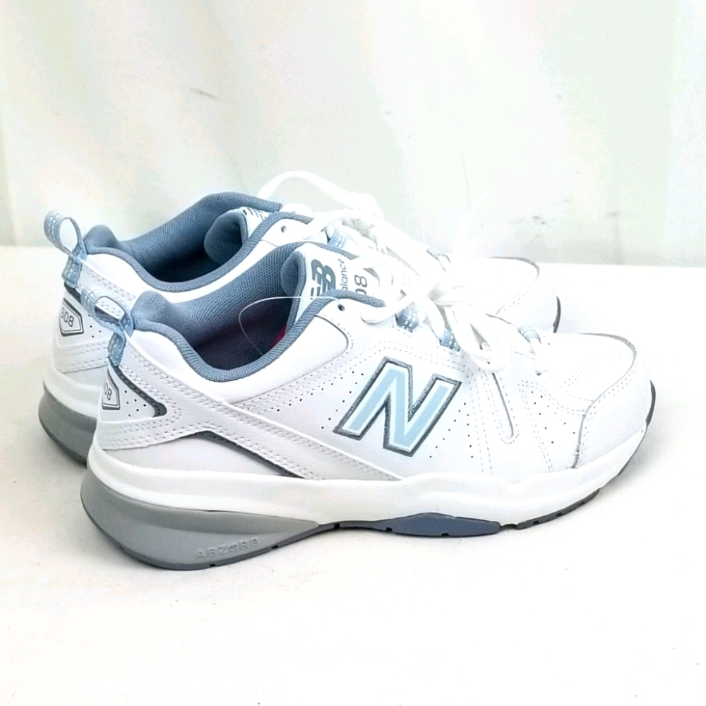 New Balance White Leather Sneakers size 7.5